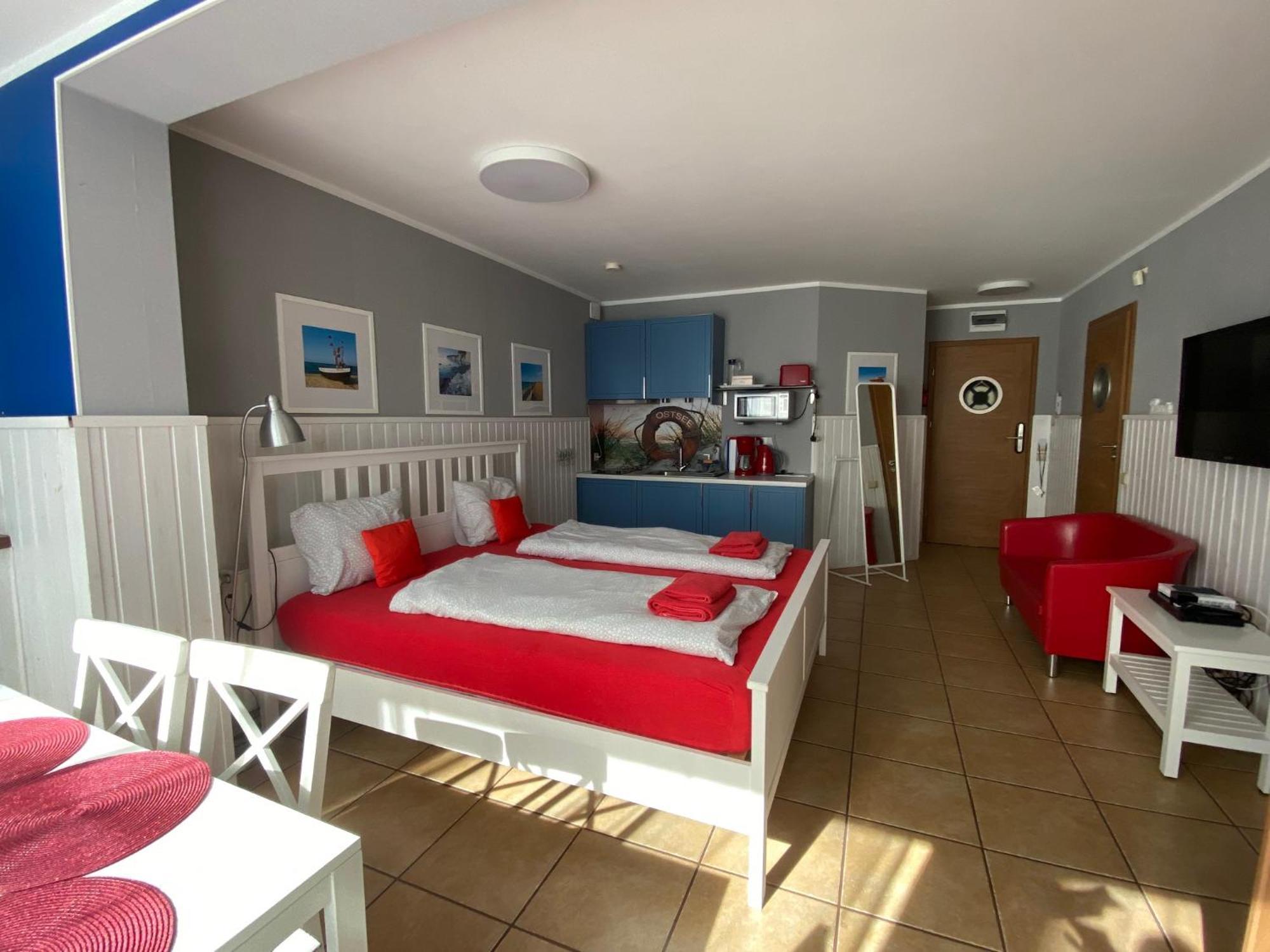 Park & Plaza Apartment *